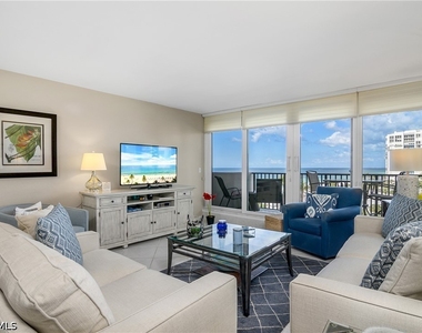 4005 Gulf Shore Boulevard N - Photo Thumbnail 5