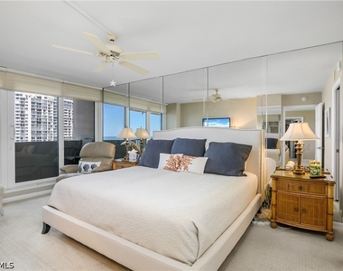 4005 Gulf Shore Boulevard N - Photo Thumbnail 8