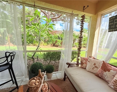 337 Emerald Bay Circle - Photo Thumbnail 5