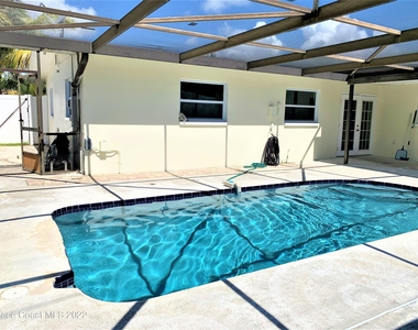 810 1st Street - Photo Thumbnail 17