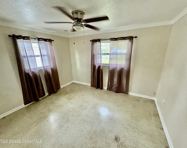 810 1st Street - Photo Thumbnail 12