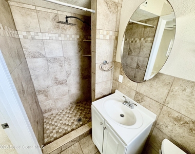 810 1st Street - Photo Thumbnail 11