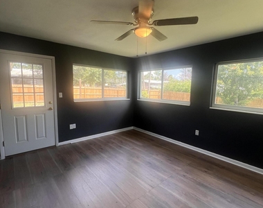 3331 Kentucky Street - Photo Thumbnail 20