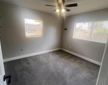 3331 Kentucky Street - Photo Thumbnail 17