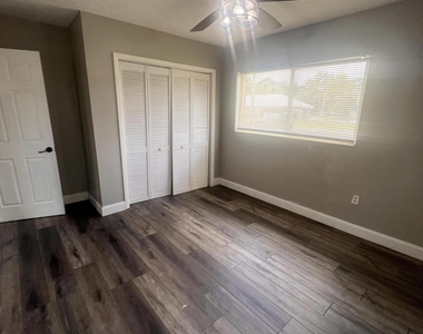 3331 Kentucky Street - Photo Thumbnail 14