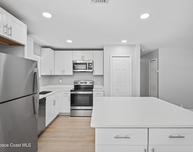 1328 Union Street Se - Photo Thumbnail 9