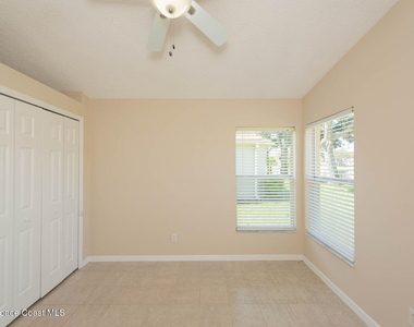 7033 Hammock Trace Drive - Photo Thumbnail 15
