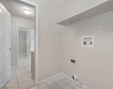 2620 Redwood Avenue - Photo Thumbnail 12