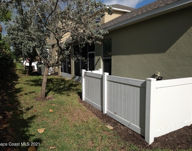 490 Bismarck Way - Photo Thumbnail 29