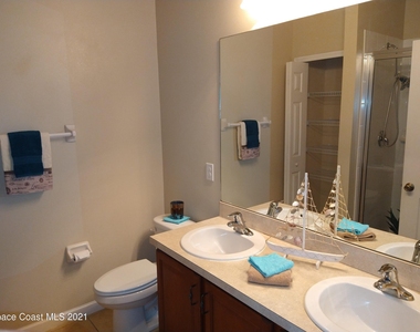 490 Bismarck Way - Photo Thumbnail 19