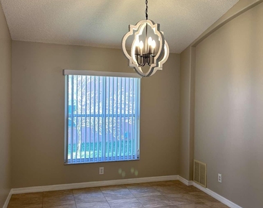 1281 Rock Springs Drive - Photo Thumbnail 10