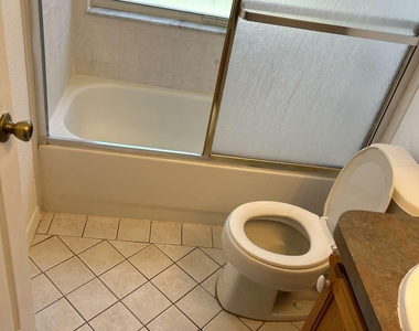 1281 Rock Springs Drive - Photo Thumbnail 5