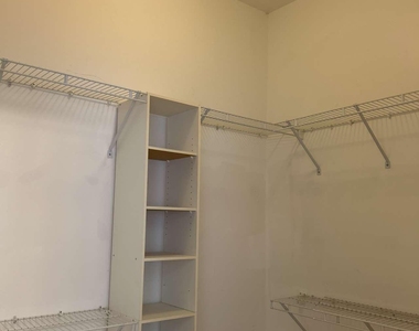 1281 Rock Springs Drive - Photo Thumbnail 16