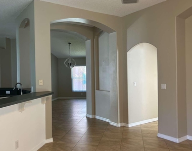 1281 Rock Springs Drive - Photo Thumbnail 11