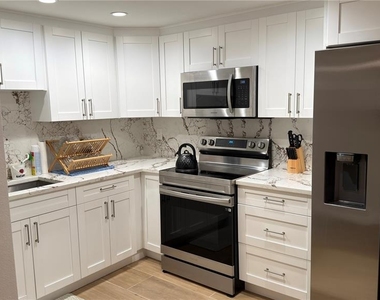 680 71st Avenue - Photo Thumbnail 5
