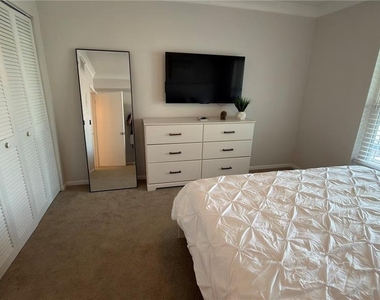 680 71st Avenue - Photo Thumbnail 10
