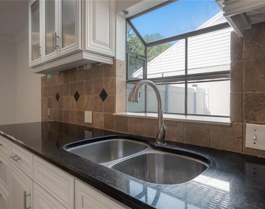 5026 Cypress Trace Drive - Photo Thumbnail 7