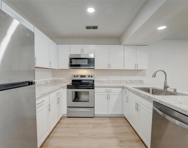 12125 Spartan Way - Photo Thumbnail 7