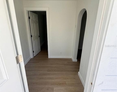 1543 43rd Street S - Photo Thumbnail 2