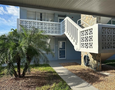 4720 Locust Street Ne - Photo Thumbnail 1
