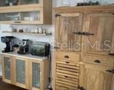 908 Alsace Drive - Photo Thumbnail 6