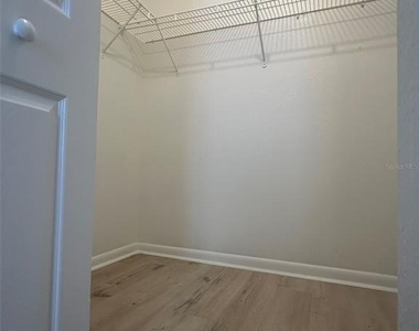 5440 S Macdill Avenue - Photo Thumbnail 18