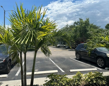 5440 S Macdill Avenue - Photo Thumbnail 5