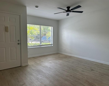 5440 S Macdill Avenue - Photo Thumbnail 4