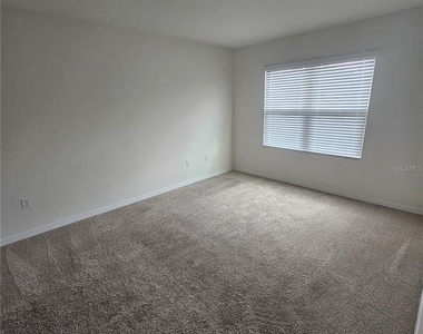 1504 Fox Squirrel Drive - Photo Thumbnail 6