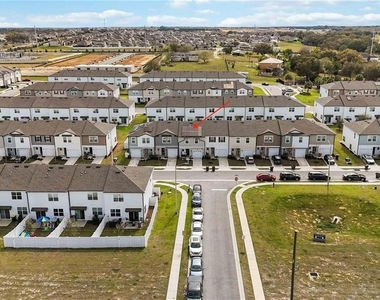 592 Madison Drive - Photo Thumbnail 16
