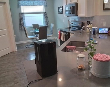 113 Taft Drive - Photo Thumbnail 15