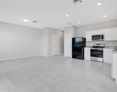 1068 Appleton Street - Photo Thumbnail 8