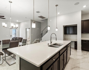 14610 Seton Creek Boulevard - Photo Thumbnail 6