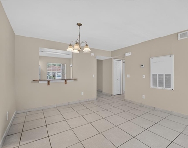 13829 Timberland Drive - Photo Thumbnail 12