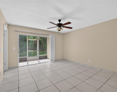 13829 Timberland Drive - Photo Thumbnail 15