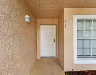 13829 Timberland Drive - Photo Thumbnail 3
