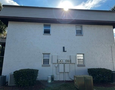 92 Windtree Lane - Photo Thumbnail 8