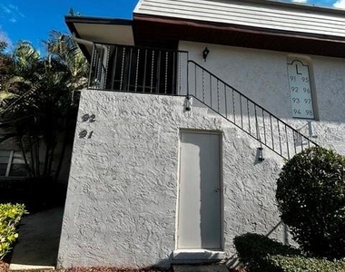 92 Windtree Lane - Photo Thumbnail 9