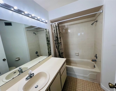 4045 Atrium Drive - Photo Thumbnail 19