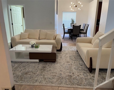11461 Orange Street - Photo Thumbnail 8