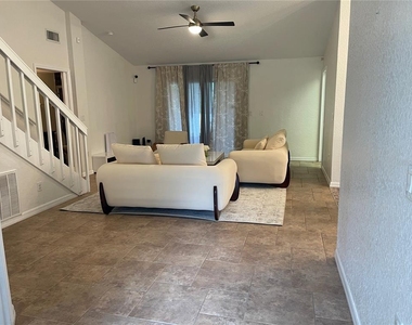 11461 Orange Street - Photo Thumbnail 7