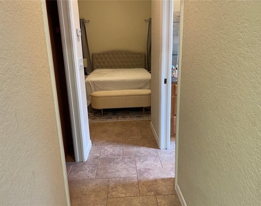 11461 Orange Street - Photo Thumbnail 10
