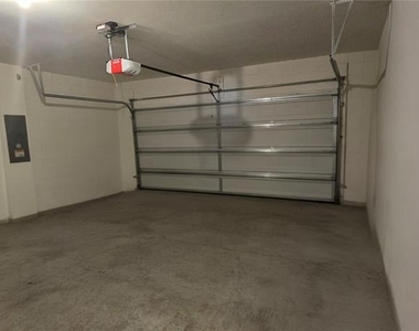 480 Boardwalk Avenue - Photo Thumbnail 30