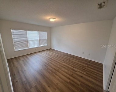 12120 Tripletail Lane - Photo Thumbnail 14