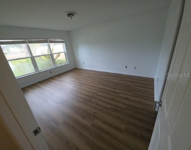12120 Tripletail Lane - Photo Thumbnail 5