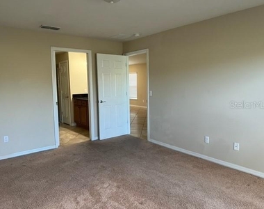 12120 Tripletail Lane - Photo Thumbnail 9