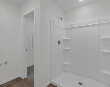 2424 Bevel Lane - Photo Thumbnail 21