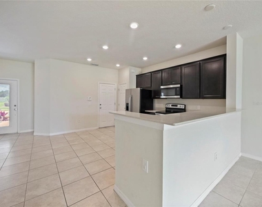 3897 Grassland Drive - Photo Thumbnail 5