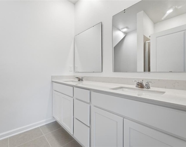 2228 Red Sun Street - Photo Thumbnail 33