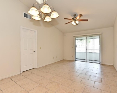 2809 Waxy Willow Lane - Photo Thumbnail 5